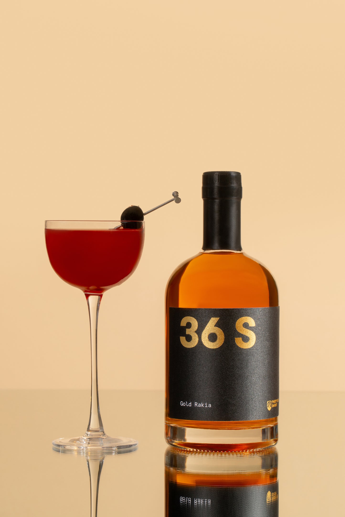 
                  
                    Gold Rakia
                  
                